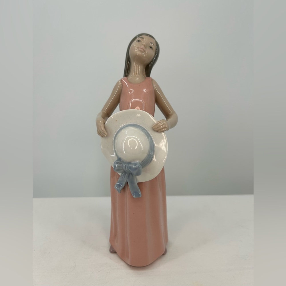 Lladro 5008 The Dreamer Girl with Straw Hat Porcelain Figurine Retired with Box